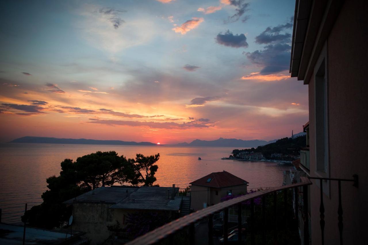 Aparthotel Villa Mozart Podgora Exterior photo