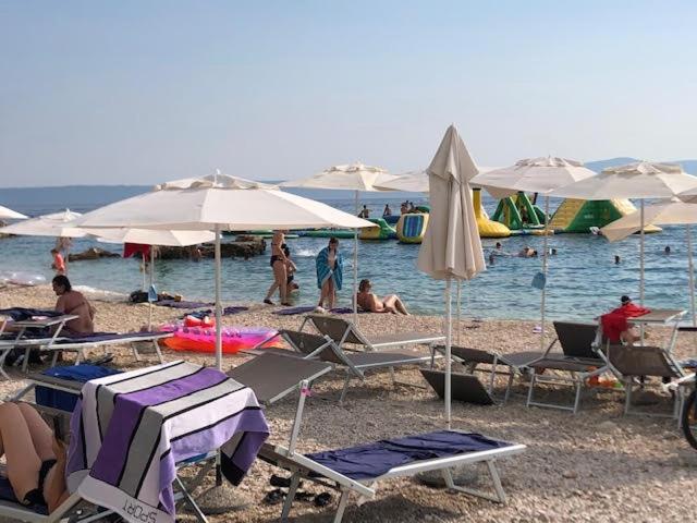 Aparthotel Villa Mozart Podgora Exterior photo
